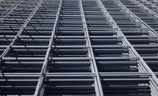 Siatka mata zbrojeniowa FI8 oko 15x15 wymiar 5x2,15m Q335A