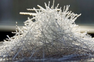 Włókna polipropylenowe syntetyczne włókno rozproszone do betonu 2 mm - 0,9 kg